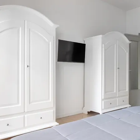 Vatican Modern Family - 3 Bedroom